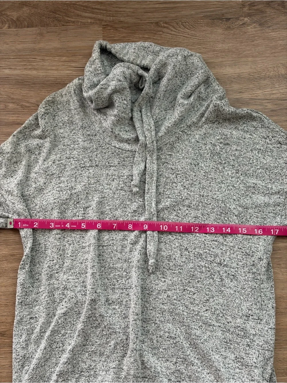 Green Envelope Gray Marled Cowl Neck Lightweight Sweatshirt Size S